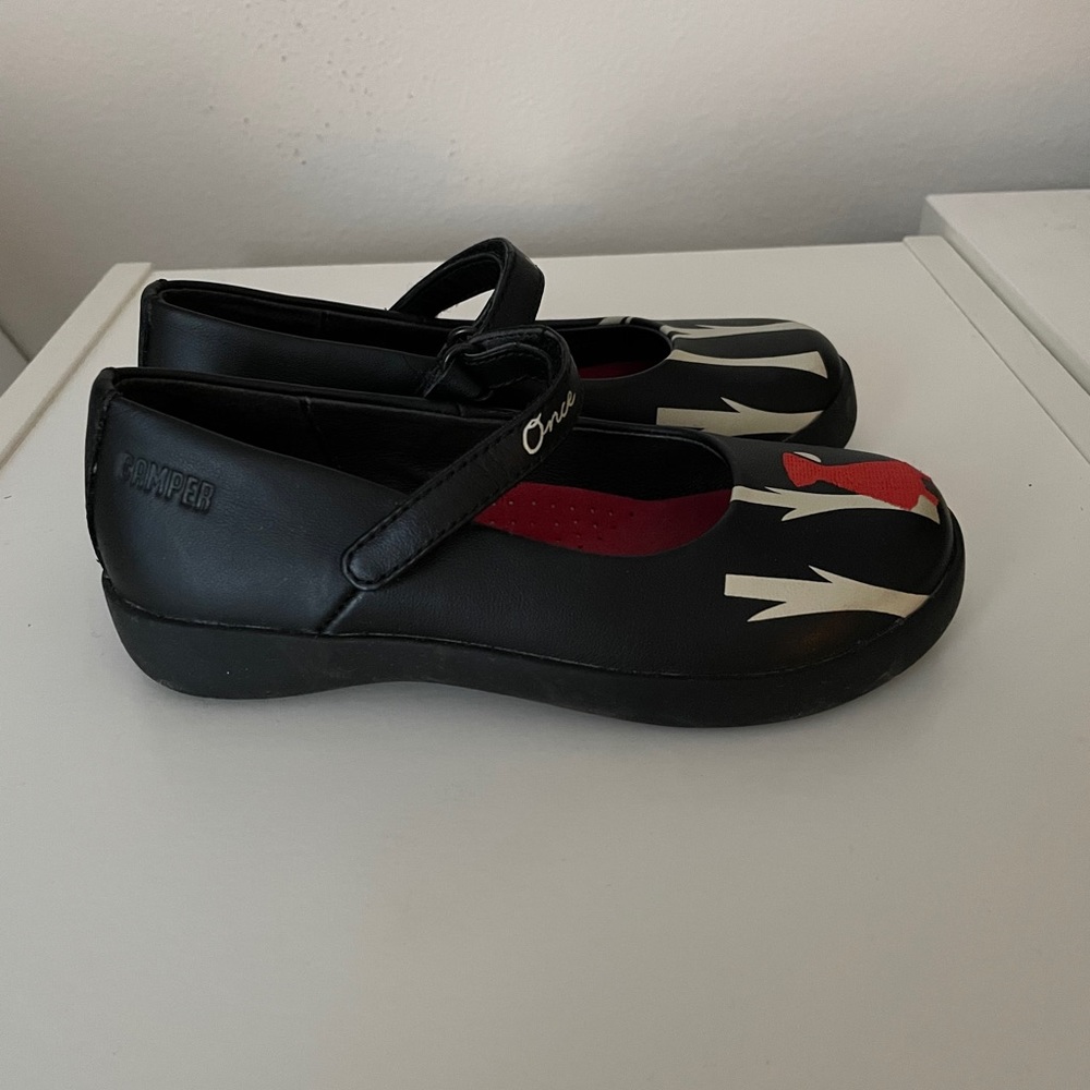 Little Red Riding Hood shoes - Picture 4 of 6